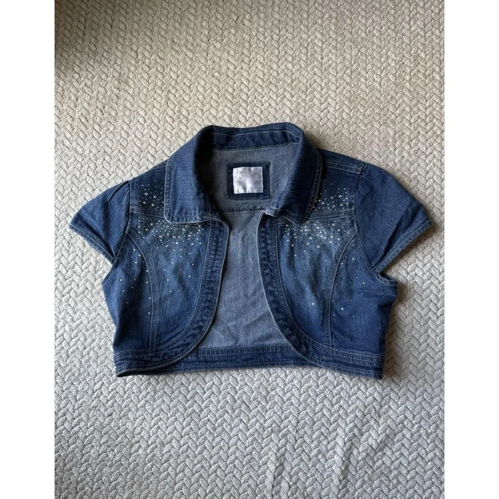 Girls Justice Denim Cropped Denim Short Sleeve Jacket With Rhinestones Sz 16/18